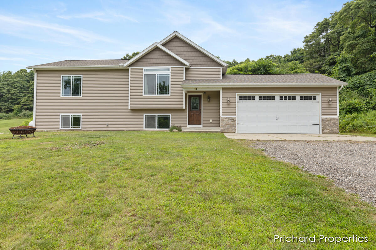 125th Ave, Allegan, MI 49010