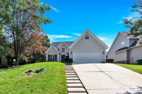 7508 Free Ct, Charlotte, NC, 28216-1004 | Card Image