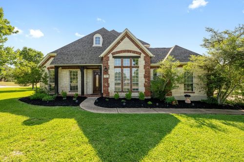 117 Hucks Hideaway, Dripping Springs, TX, 78620-4338 | Card Image