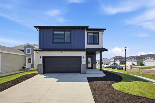 1588 67th Ave S, Fargo, ND, 58104-7959 | Card Image
