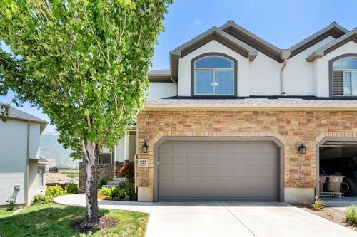 923 E Absaroka Ct, Draper, UT, 84020-5579 | Card Image