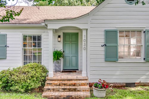 1030 Manship St, Jackson, MS, 39202-2132 | Card Image