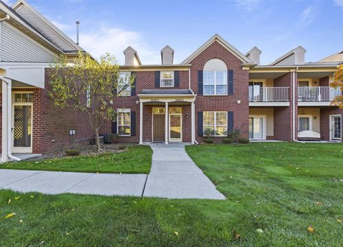 26917 Carrington Pl, Harrison Township, MI, 48045-6513 | Card Image