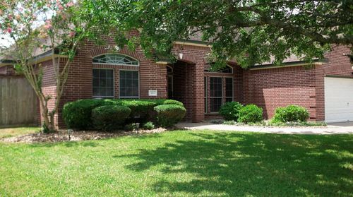 115 Warbler Ct, Richwood, TX, 77531-2780 | Card Image