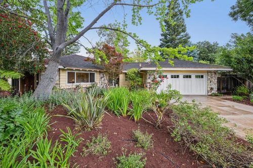 71 Cody Ln, Los Altos, CA, 94022-3053 | Card Image