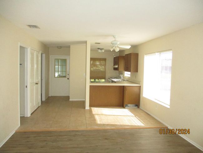 1720 Se Linpark Ct, Condo with 2 bedrooms, 1 bathrooms and null parking in Port St Lucie FL | Image 5
