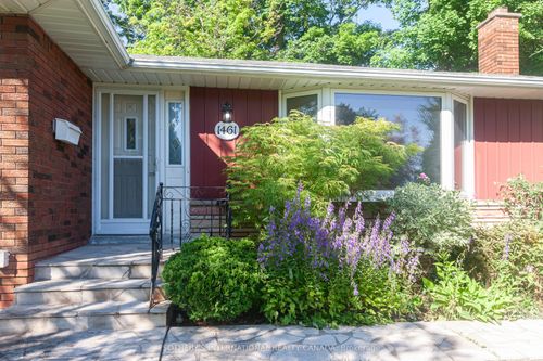 1461 Moss Glen Rd, Burlington, ON, L7P2C2 | Card Image