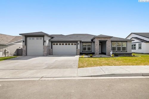 371 Ventus Street, Richland, WA, 99352 | Card Image