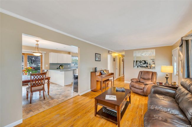 872 Franklyn Ave, House other with 3 bedrooms, 1 bathrooms and null parking in Bohemia NY | Image 8