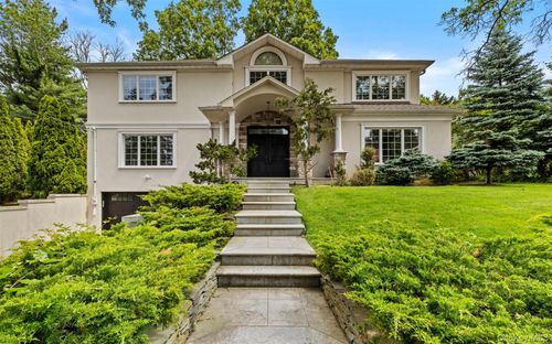 25 Bay Driveway, Manhasset, NY, 11030-1303 | Card Image
