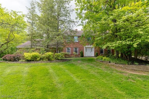 9409 Kings Court, Brecksville, OH, 44141 | Card Image