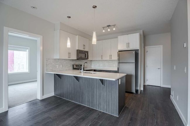 301 - 16 Sage Hill Terrace Nw, Home with 2 bedrooms, 2 bathrooms and 1 parking in Calgary AB | Image 9