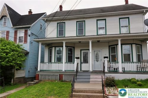 205 Madison Ave, Nazareth, PA, 18064-2612 | Card Image