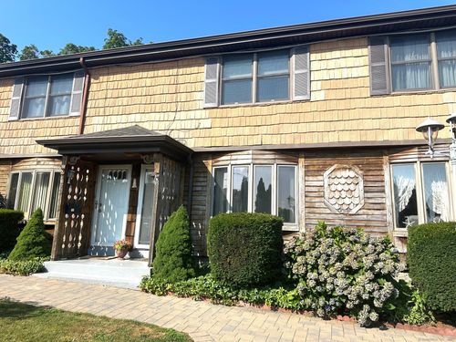 apt-4-1 Cora St, New Haven, CT, 06512-4327 | Card Image