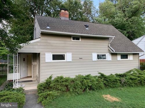 5812 Wainwright Ave, ROCKVILLE, MD, 20851-1946 | Card Image