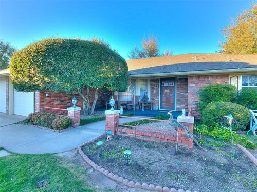 6513 Eastwood Circle, Oklahoma City, OK, 73132 | Card Image