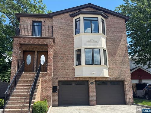 1st-508 Orchard Ave, Palisades Park, NJ, 07650-1326 | Card Image