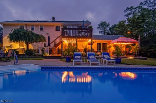 127 Walnut Ave, Somerset, NJ, 08873-1564 | Card Image