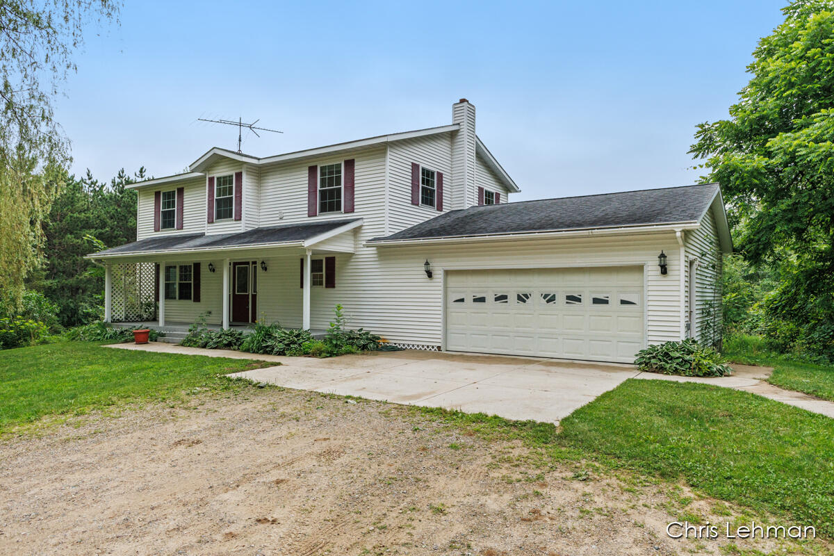 17 Mile Rd, Cedar Springs, MI 49319