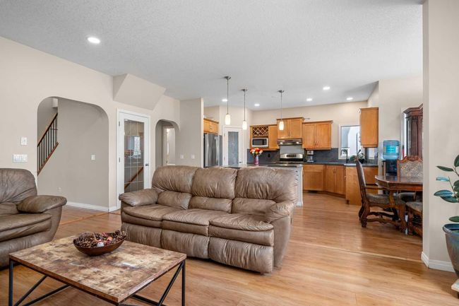 16 Shawbrooke Pk Sw, House other with 4 bedrooms, 4 bathrooms and 4 parking in Calgary AB | Image 8