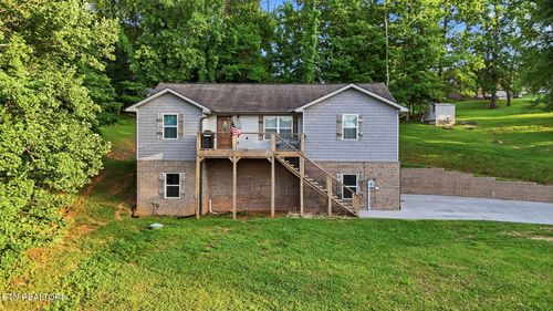 3259 River Pointe Cir, Kodak, TN, 37764-2362 | Card Image