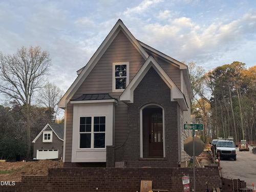 728 Powell Dr, Raleigh, NC, 27606-1626 | Card Image