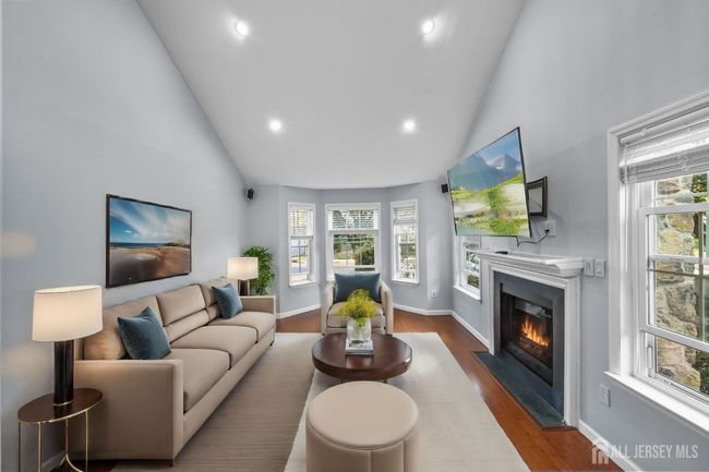 215 Nebula Rd, Townhouse with 3 bedrooms, 4 bathrooms and null parking in Piscataway NJ | Image 30