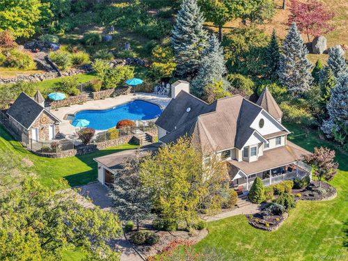 6 Katavolos Dr, Tomkins Cove, NY, 10986-1415 | Card Image