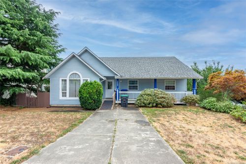 1427 Noel Ave, Comox, BC, V9M3H8 | Card Image