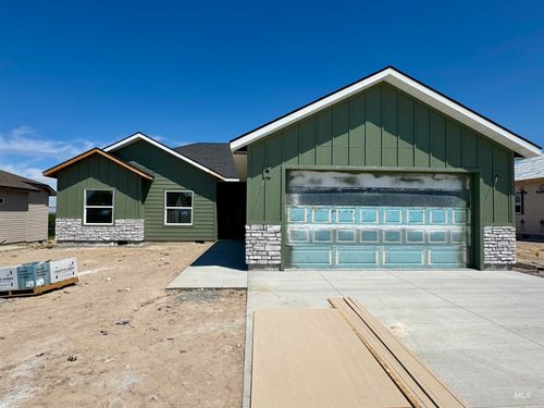 906 23rd Ave E, Jerome, ID, 83338-4944 | Card Image