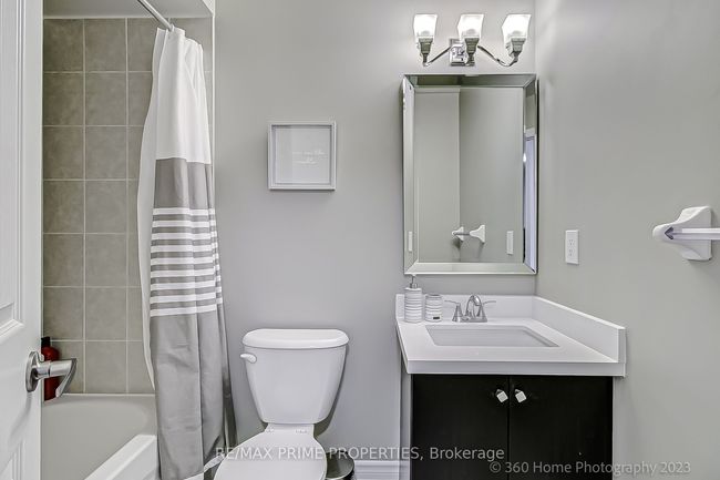 4765 Highway 7, House attached with 4 bedrooms, 3 bathrooms and null parking in Vaughan ON | Image 20