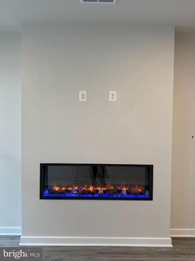 1009 Maya Ln, Townhouse with 3 bedrooms, 3 bathrooms and null parking in Manassas VA | Image 6