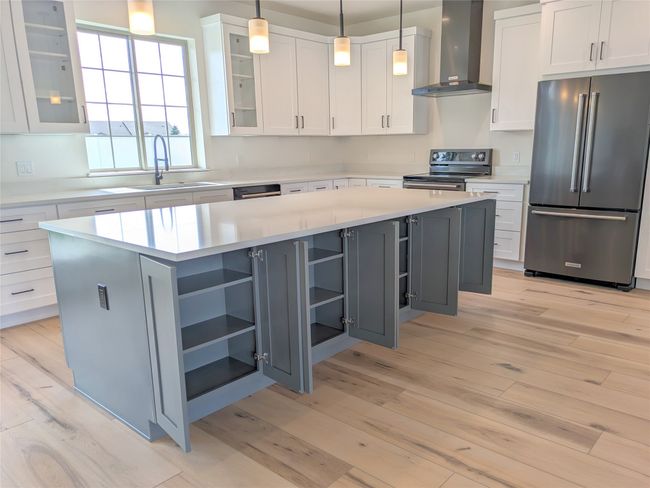 585 Dayton St Se, House other with 3 bedrooms, 3 bathrooms and null parking in Ronan MT | Image 11