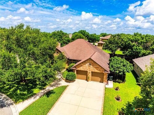 2250 Providence Pl, New Braunfels, TX, 78130-8925 | Card Image