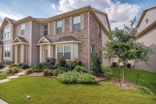 3049 Peyton Brook Dr, Fort Worth, TX, 76137-7566 | Card Image