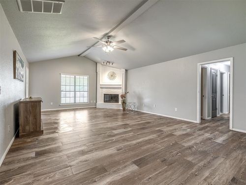 1523 E Twin Brook Ter, Mustang, OK, 73064-4706 | Card Image