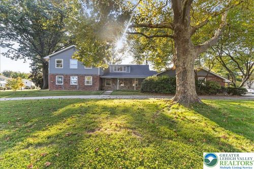 1331 Armstrong Rd, BETHLEHEM, PA, 18017-1001 | Card Image