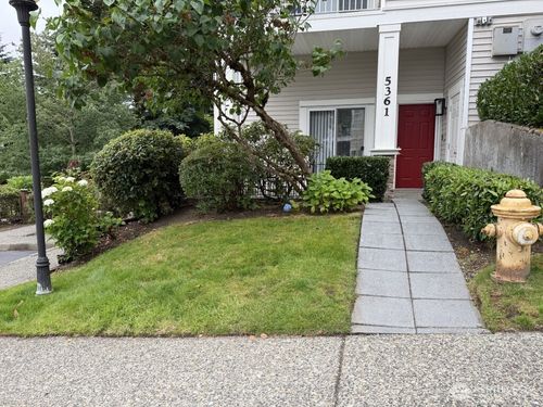 5361 164th Ave Se, Bellevue, WA, 98006-5705 | Card Image