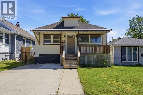 994 Josephine Ave, Windsor, ON, N9B2L5 | Card Image