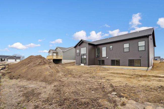 2826 Autumn Woods Dr, House other with 5 bedrooms, 3 bathrooms and null parking in Cedar Falls IA | Image 34