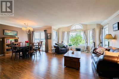 5154 Maureen Way, House other with 3 bedrooms, 3 bathrooms and 5 parking in Nanaimo BC | Image 2