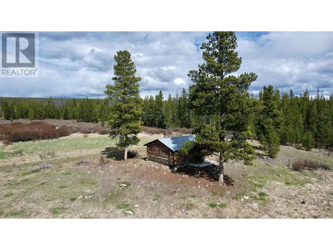 20101 20 Highway, House other with 3 bedrooms, 3 bathrooms and null parking in Nimpo Lake BC | Image 10