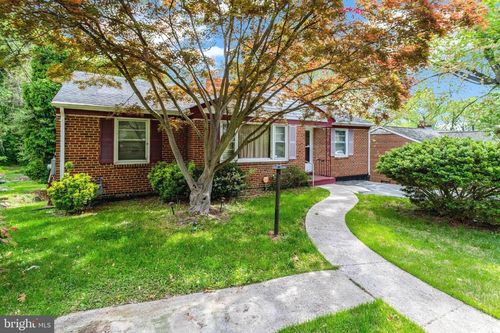 6802 Bock Rd, FORT WASHINGTON, MD, 20744-3210 | Card Image