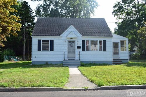 15 Cleveland Ave, East Brunswick, NJ, 08816-4744 | Card Image