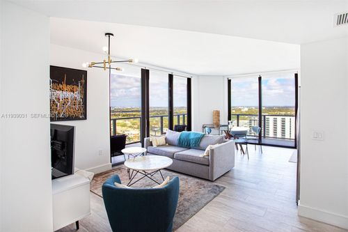 unit-2616-121 Ne 34th St, Miami, FL, 33137-3886 | Card Image