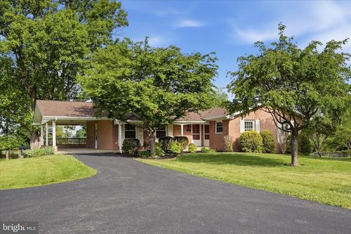 4838 Valley Pike, STEPHENS CITY, VA, 22655-3908 | Card Image