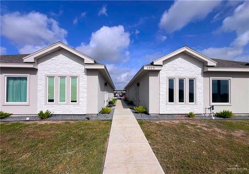 a-1025 N Clarence Ave, Edinburg, TX, 78541-1208 | Card Image