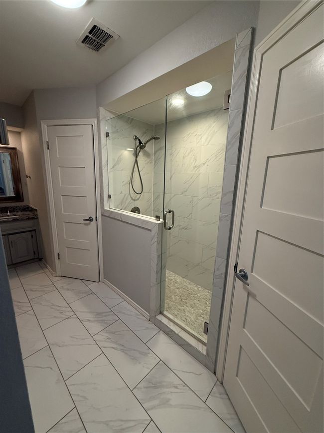 1917 Casa Loma Ct, House other with 3 bedrooms, 2 bathrooms and null parking in Grapevine TX | Image 12