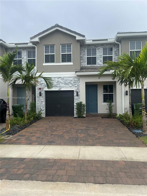 141-141 Sw 171st Way, Pembroke Pines, FL, 33027-1458 | Card Image