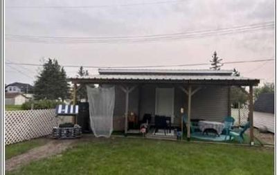 109 Central Ave, House detached with 3 bedrooms, 1 bathrooms and 4 parking in Falher AB | Image 3